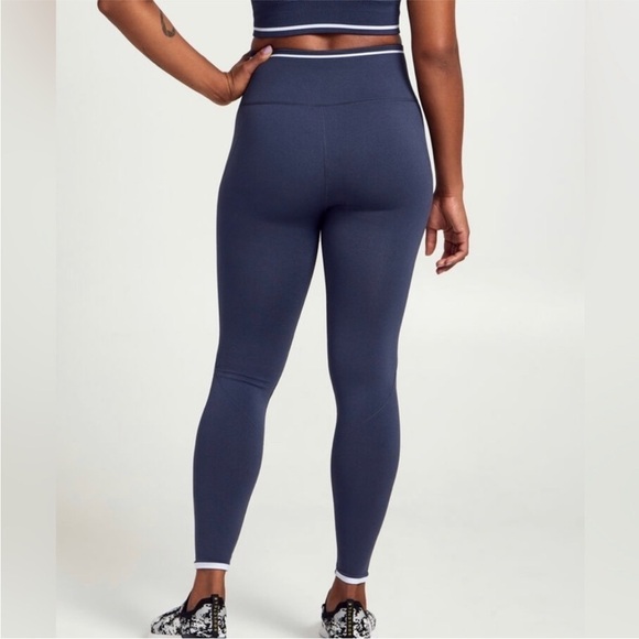 Soul X SoulCycle Seamless Leggings Navy Blue with Green Stripe - Picture 2 of 7